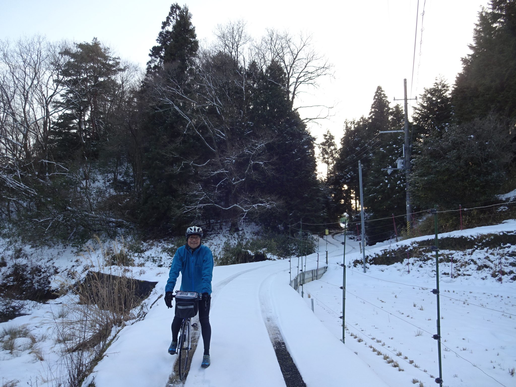 雪中行軍サイクリング