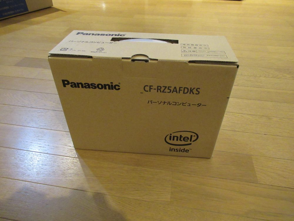 CF-RZ5届きました