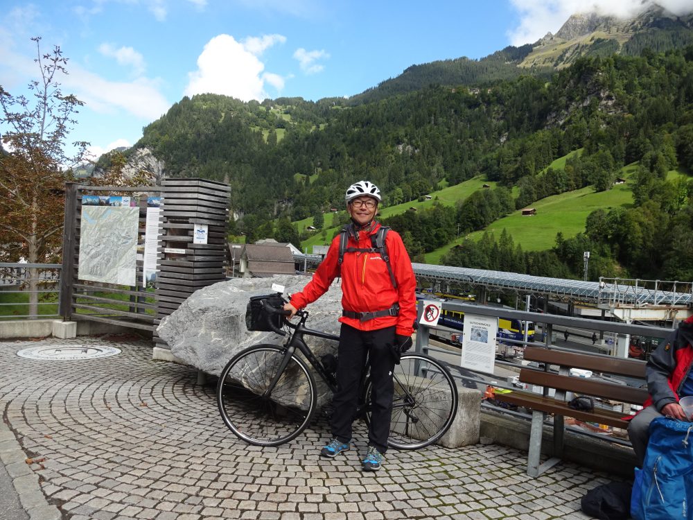 ロードバイクでグリンデルワルドへ