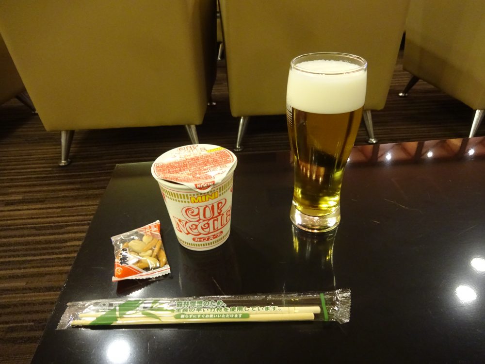 ビール付き朝食で乾杯