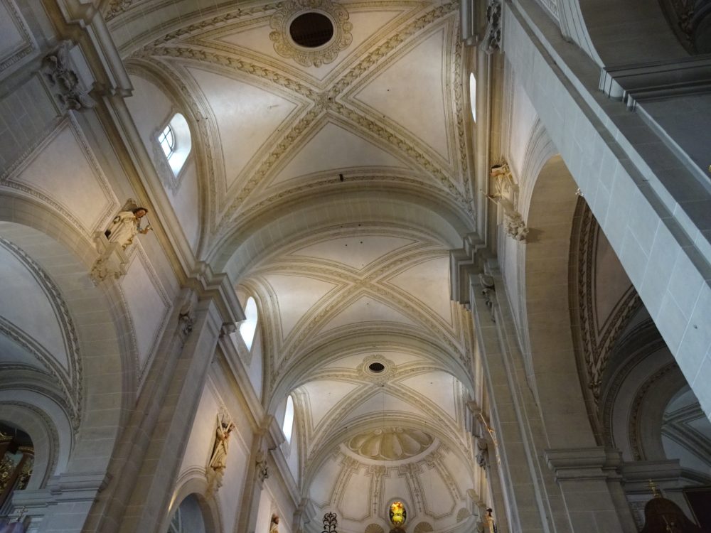 Hofkirche St. Leodegarの天井