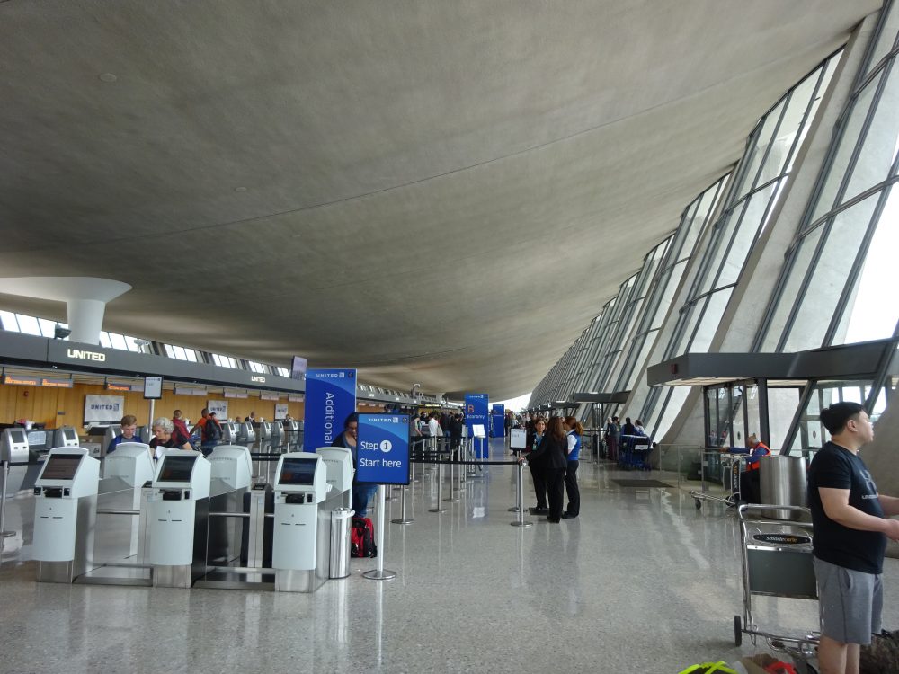 ダレス国際空港