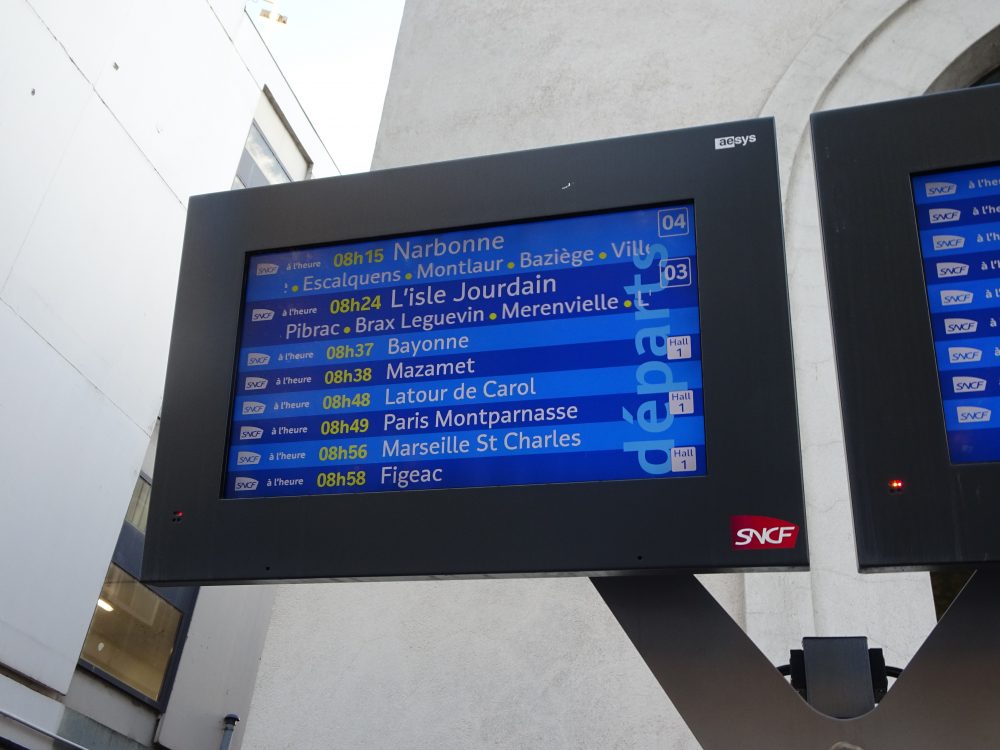 トゥールーズ列車出発時間確認