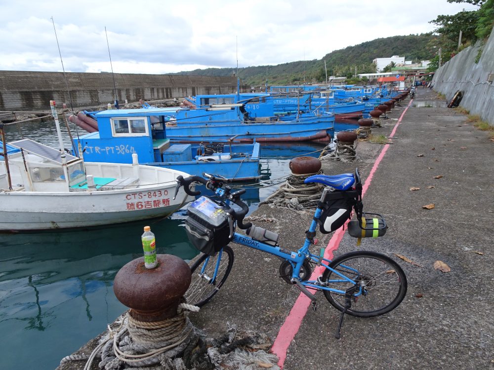 Hongchaikeng Fishing Harbor 紅柴坑漁港