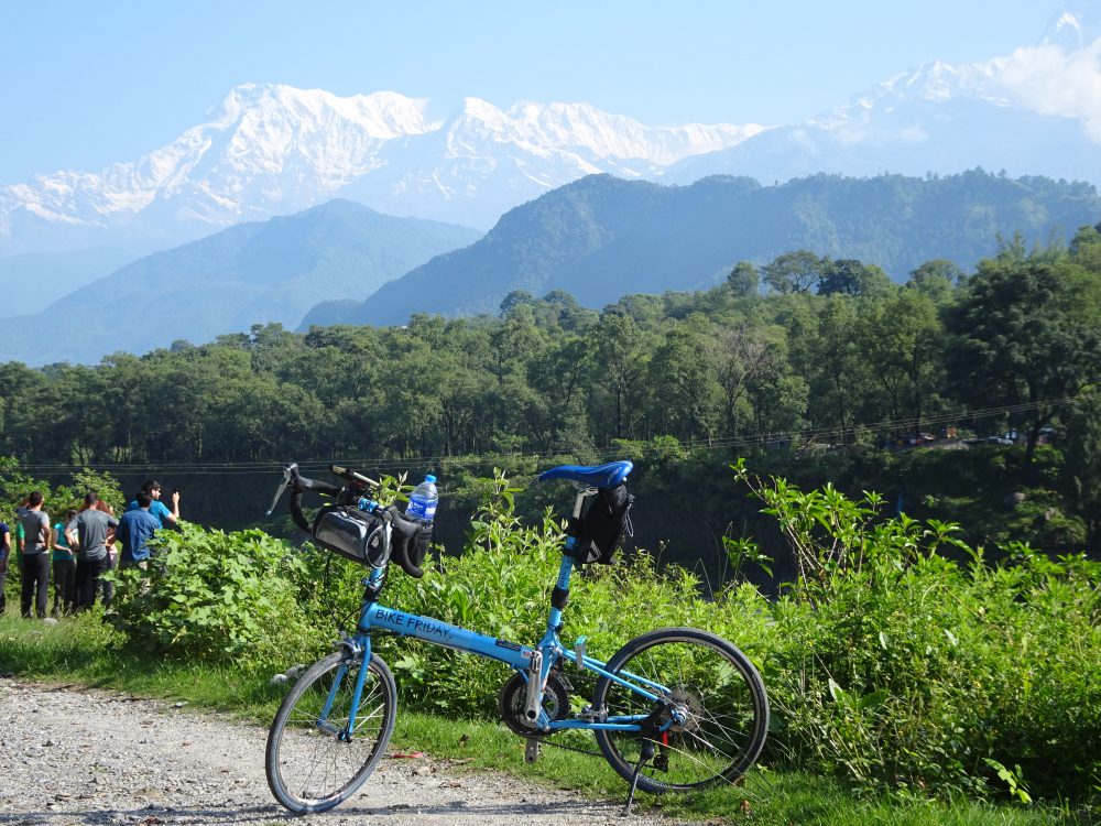 ポカラヒマラヤ山脈とBikeFriday