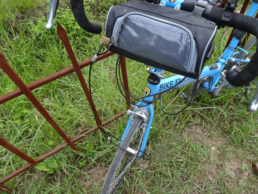 カトマンズ空港自転車は無事