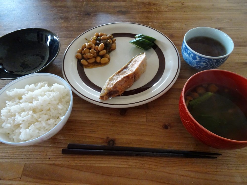 宿取れた、霧多布の霧多布里