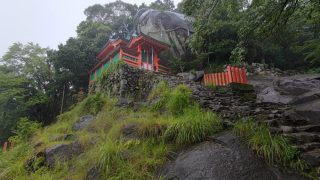 神倉神社のゴトビキ岩へ