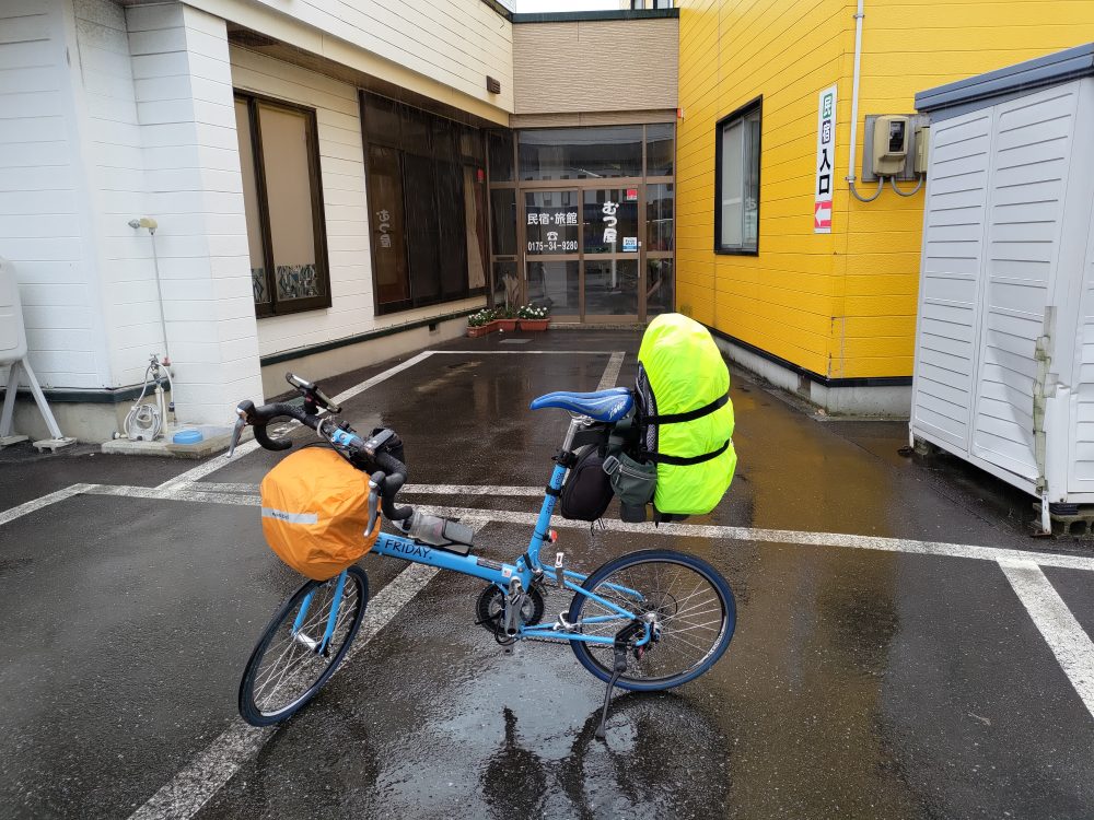 青森、函館自転車旅2日目雨天の中恐山へ