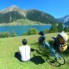 湖沿いをサイクリング、国境を越えてオーストリアのナウダースへ